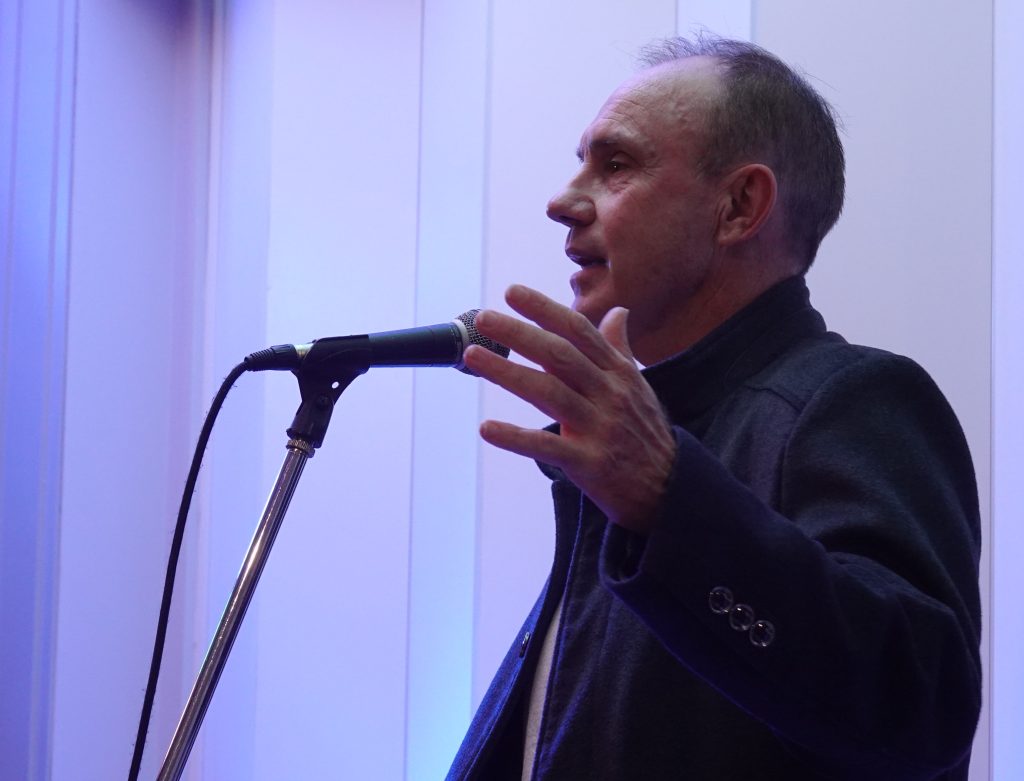 Guest speaker, two-time US Open player and TV celebrity Paul Gow.
